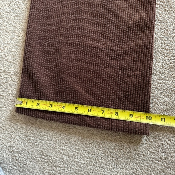 BDG Ribbed Corduroy Straight Leg Jeans - Picture 8 of 13